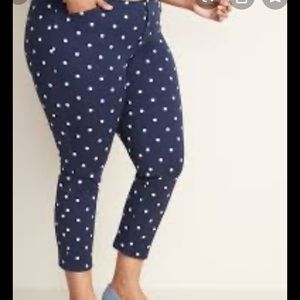 Navy & white polka dot Old Navy 20 Short Pants